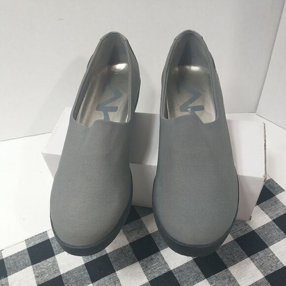 ANNE KLEIN SPORT WOMANS SHOES SLIP-ON SNEAKERS WEDGE GRAY 9.5M - Picture 4 of 11